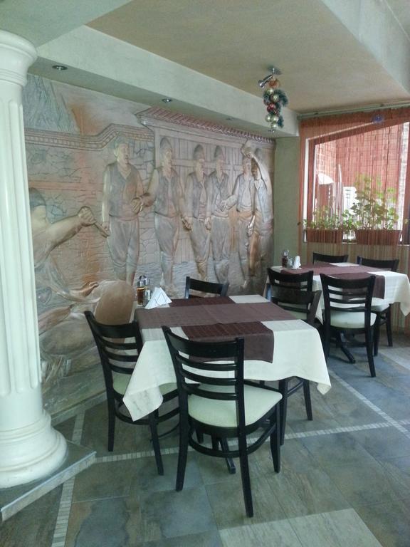 Family Hotel Yola Cepelare Exterior foto