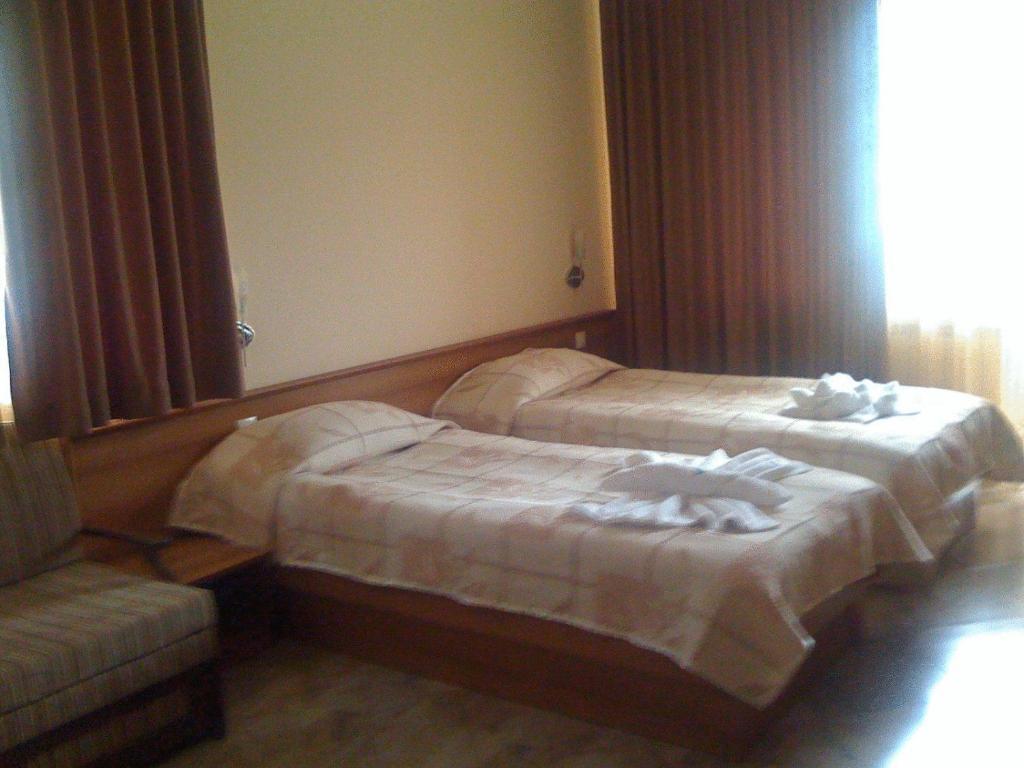 Family Hotel Yola Cepelare Exterior foto